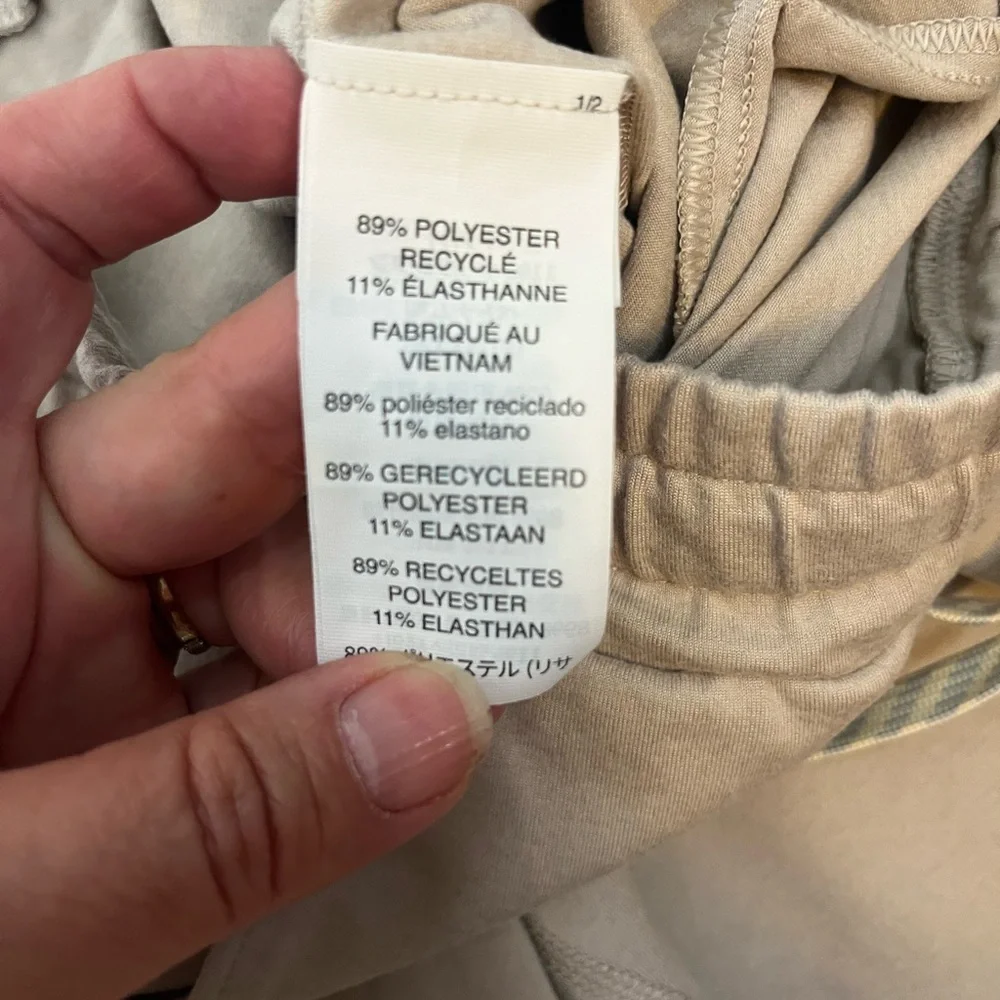 Vuori Women’s Performance Jogger Beige DreamKnit Lounge Pants Medium - Picture 5 of 7